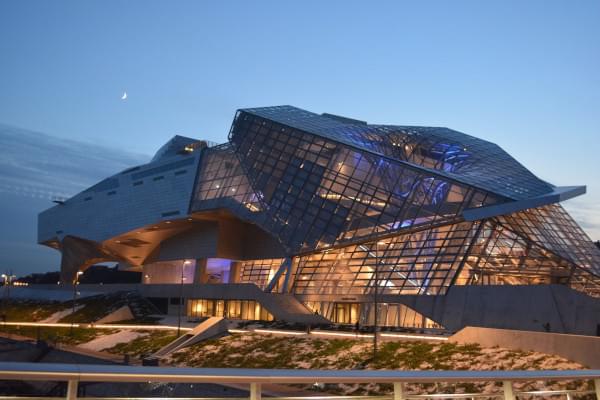 Bâtiment futuriste
